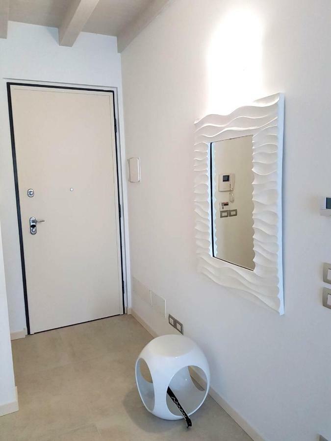 Deluxe Apartments Garda Sirmione Exterior foto